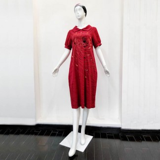 Linen dress with chrysanthemum embroidery